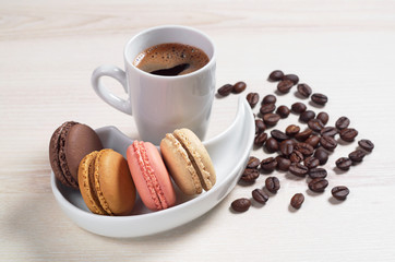 Macaroons and coffee