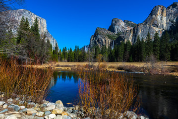 The Bridalveil Fall and the El Capitan