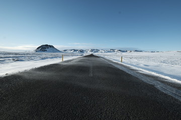 Carretera Nevada en Islandia