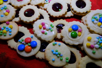 fresh baked christmas cookies