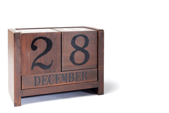 Wooden Perpetual Calendar set to December 28th