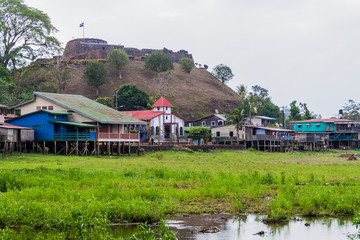 Fototapeta premium Village Ell Castillo with the Fortress of the Immaculate Conception at San Juan river, Nicaragua