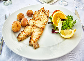 Grilled fish fillet
