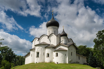 Fototapeta na wymiar Church of Basil On the Hill. Pskov. Russia.