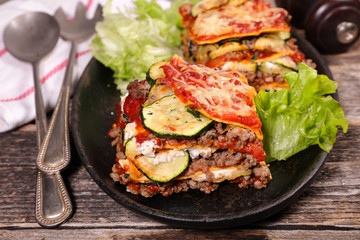 beef and vegetable lasagna