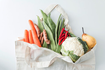 légumes bio dans le sac