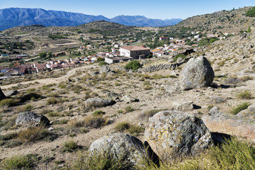 Fototapeta na wymiar San Juan de la Nava y Sierra de Gredos. Avila