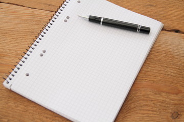 Notizblock mit Stift 