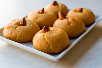 Turkish Dessert Sekerpare / Small cakes with Almond and Sherbet Syrup