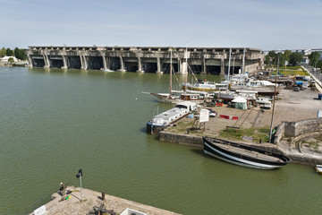 Fototapeta premium Vue aérienne de la Base sous-marine de Bordeaux