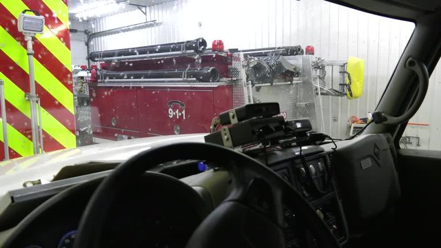 fire truck cockpit zoom into 911 logo 4k