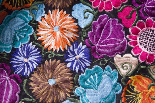 TYPICAL ARTISAN ETHNIC CLOTHING OF THE CITY OF PUEBLA MEXICO DRESS