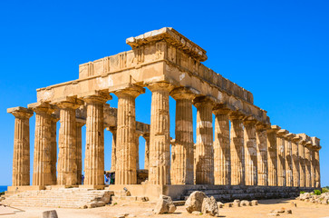 Obraz premium Selinunte, Italy, Sicily. Ancient Greek city on the south coast of Sicily, Italy. Acropolis of Selinunte.