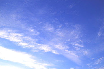 冬雲と青空