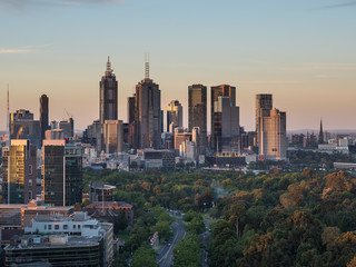 Fototapeta na wymiar The Melbourne skyline at sunset.