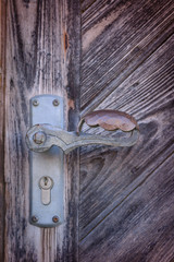 The metal old handle