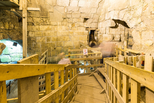 Jerusalem Hanukkah Western Wall Tunnels Tour