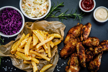 Kentucky wings with French fries