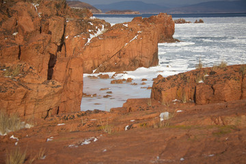 Red rocks in ice captivity.