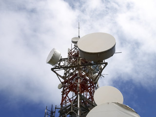 Data transmission tower