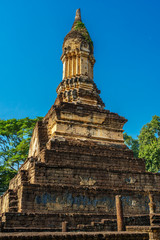 Obraz premium Wat Chedi Chet Thaew in Si Satchanalai Historical Park, Si Satchanalai, Si Satchanalai District, Sukhothai