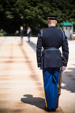 Changing of the guard at Arlington National Cemetery (tomb of the unknown soldier)