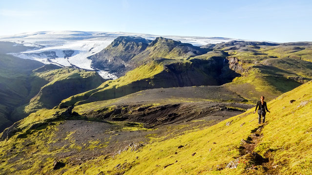 Wanderung in Gletscherlandschaft - Island