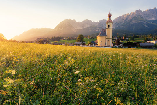 Going, &Ouml;sterreich im Sommer mit Bergen