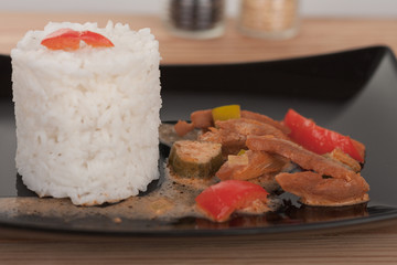 Soy noodles  with tomatoe sauce, paprika, cucumber and milk cream