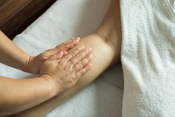 Massage series: Leg scrub massage