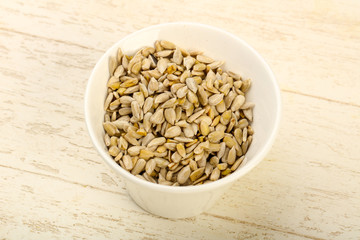 Peeled sunflower seeds