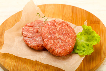 Raw cutlet