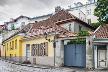 Fototapeta na wymiar Street in old town, Tallinn, Estonia
