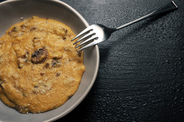 Polenta 폴렌타 Polenda پولنتا Pulenda Полента Poenta Pulenta ポレンタ Puluntu Polentone Պոլենտա Cucina Harapash italiana 波倫塔 Palenta Italian ուտեստ cuisine