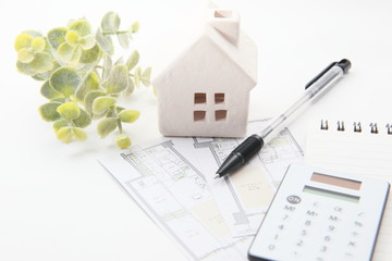 家・住宅。家の間取り。不動産。新生活や新築、ライフスタイルイメージ。