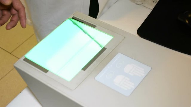 Fingerprints, taking fingerprints on scanner  for identification