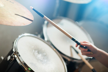 Fototapeta na wymiar drum set. drum cymbal close up.