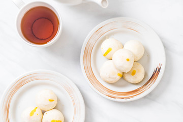 Chinese pastry cake