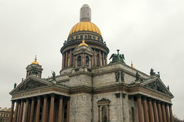 Fototapeta na wymiar St. Isaac's Cathedral in Russia, St. Petersburg.