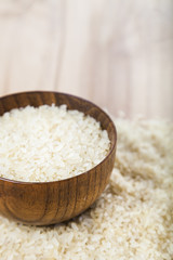 Raw long-grain steamed rice
