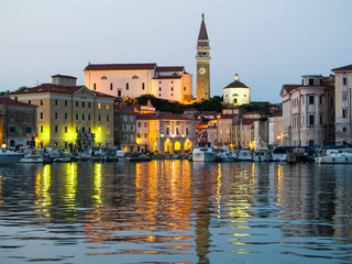 Fototapeta premium Night view of Port of Piran