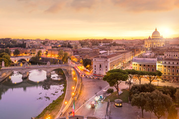 Obraz premium Top view of Rome city skyline from Castel Sant'Angelo