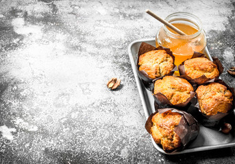 Fruit honey muffins.