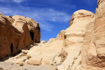 Fototapeta na wymiar Rock formations in the nabatean city of Petra in Jordan