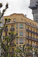 Hausfassaden in der Altstadt von San Sebastian