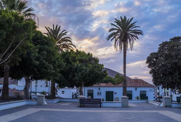 Zelfklevend Fotobehang Yaiza, Lanzarote, Canary islands, Spain © vitaprague