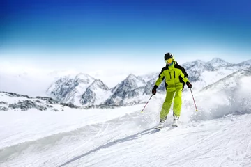 Fotobehang winter skier  © magdal3na