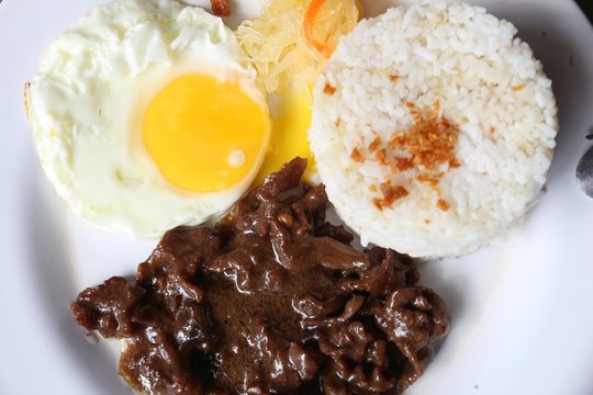 Tapsilog breakfast, Philippines
