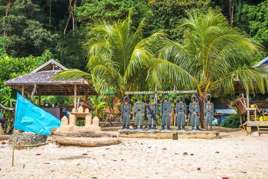 Seven Commando's beach in El Nido bay, Philippines