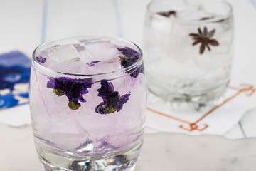 Vodka tonic cocktails with flavors.